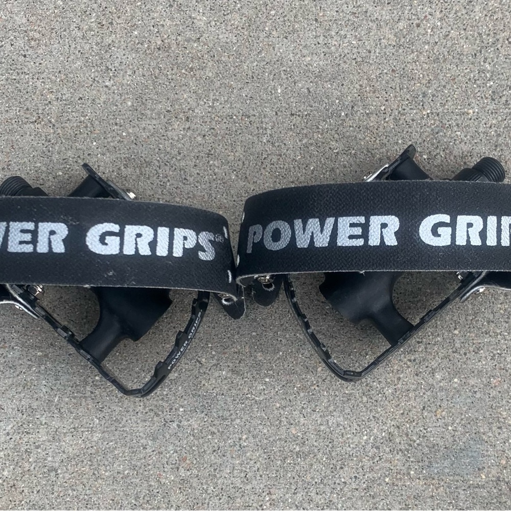 Power Grips Black Pedals
